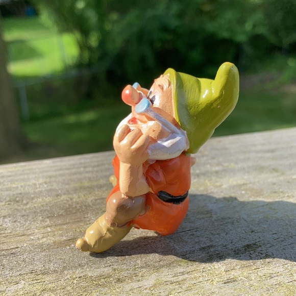 ⚜️Doc from Snow White 7 Dwarfs Plant Accessory! - Picture 4 of 7